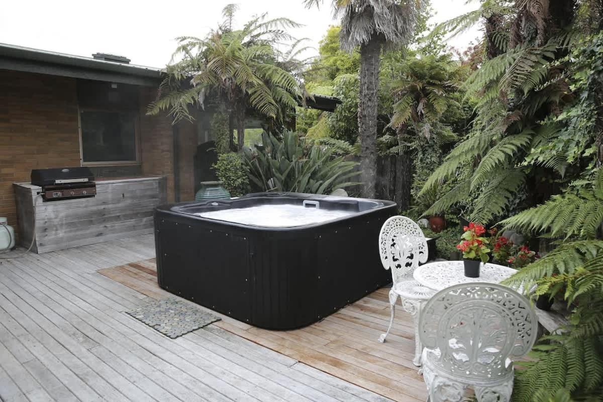 Roselake Retreat Rotorua Exterior photo